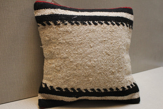 Vintage Turkish Kilim Pillow Cover: Minimalist Boho Decor