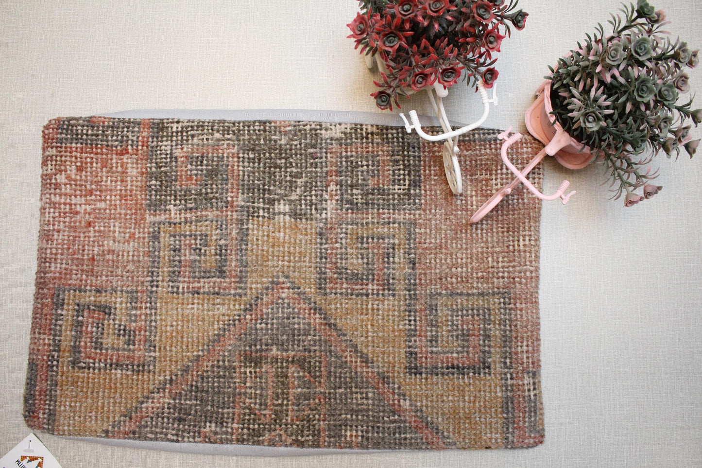 Vintage Turkish Kilim Pillow Cover: Earthy Tribal Woven Rug