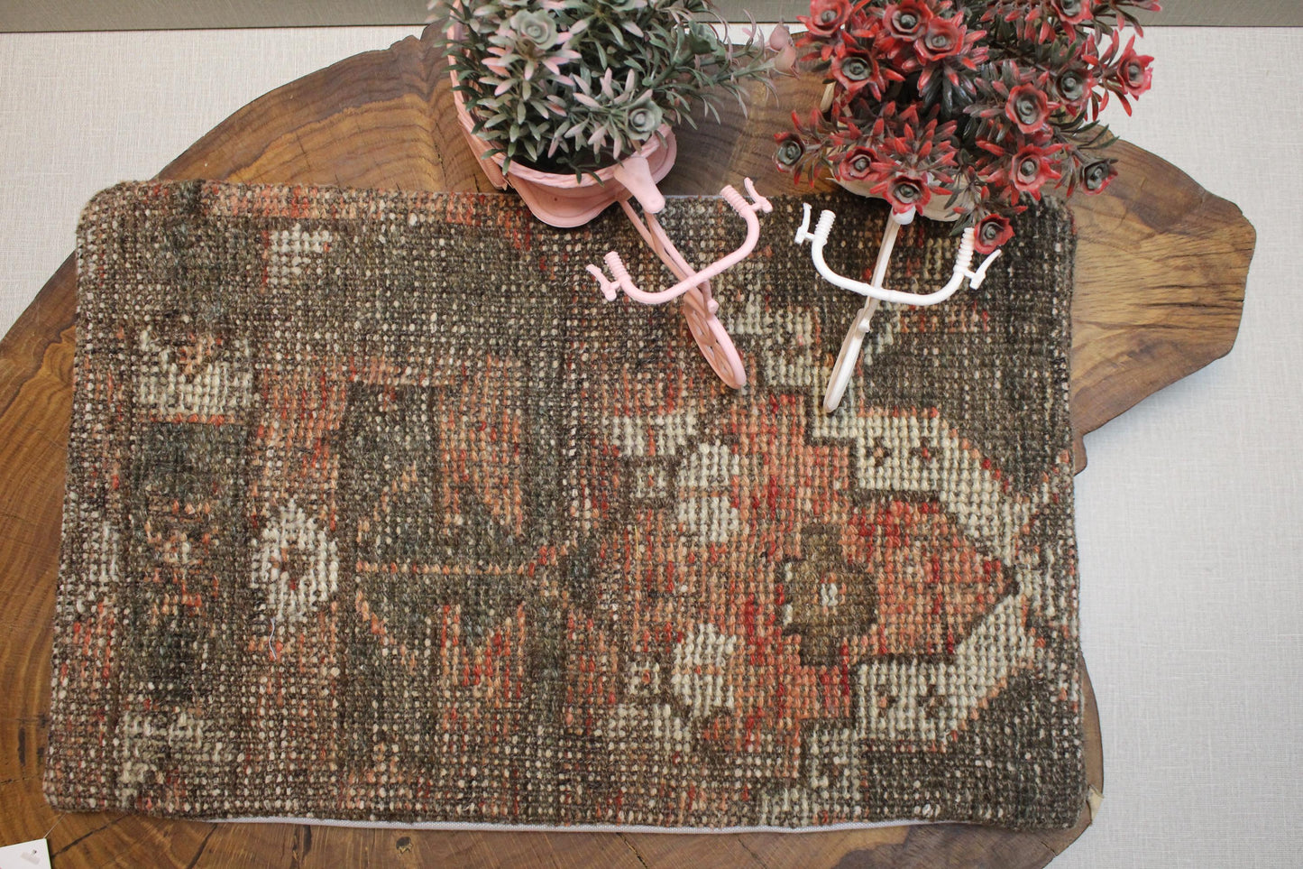 Handwoven Turkish Kilim Pillow Cover: Earthy Boho Home Decor