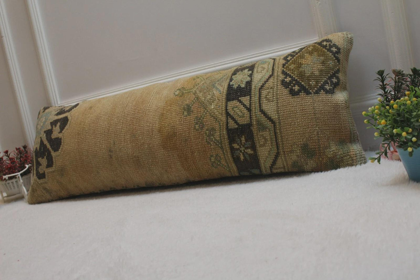 Handwoven Turkish Kilim Lumbar Pillow Cover: Boho Geometric Accent