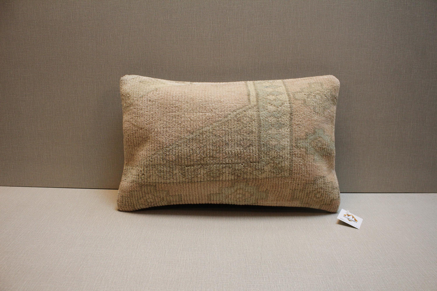 Vintage Turkish Rug Lumbar Pillow Cover: Beige & Green Kilim Cushion