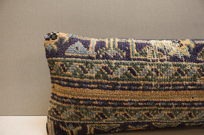 Vintage Turkish Rug Pillow Cover: Ethnic Woven Wool Lumbar Cushion (12x24 in.)