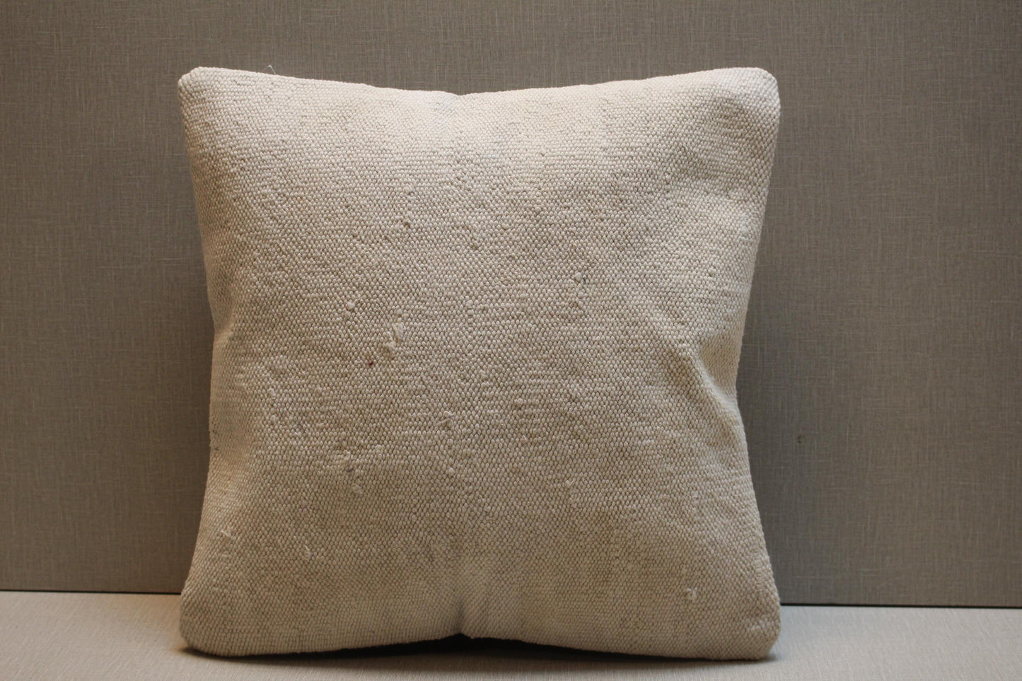 Handmade Beige Kilim Pillow Cover: Vintage Turkish Rug Cushion 16x16