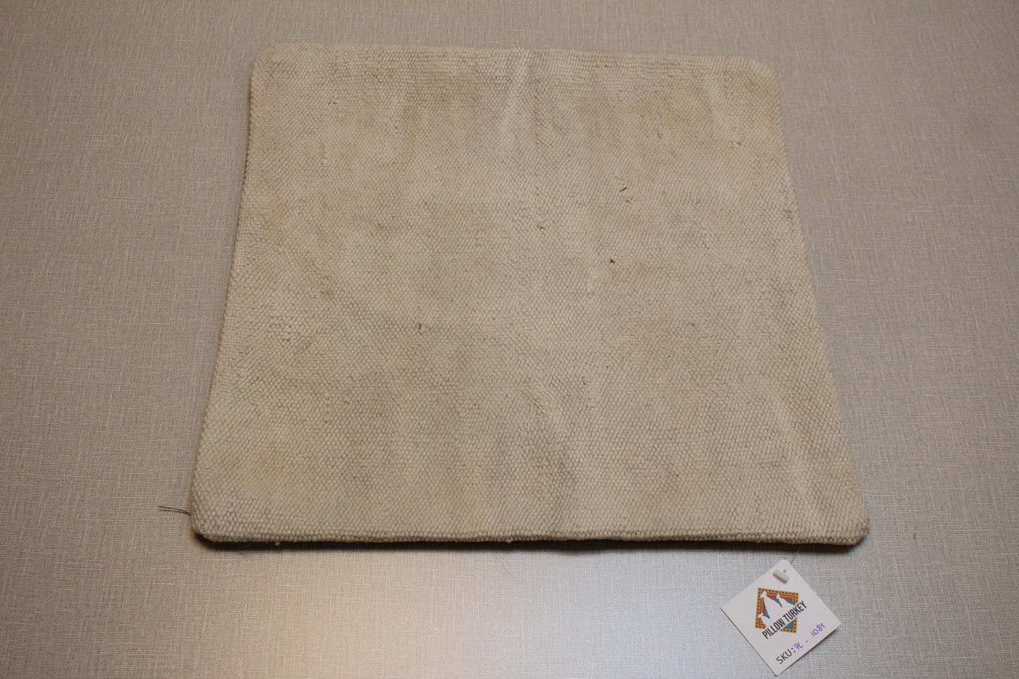 Handmade Beige Kilim Pillow Cover: Vintage Turkish Rug Cushion 16x16