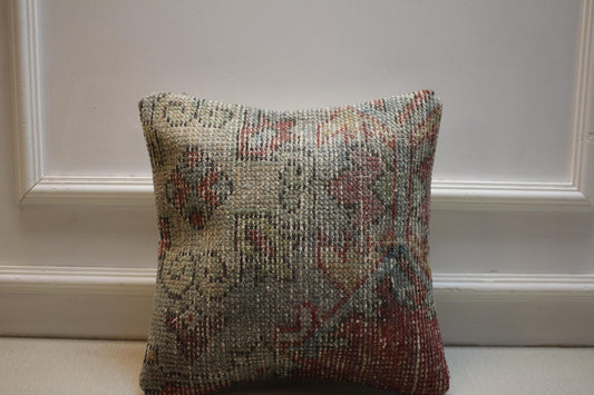 Handmade Turkish Kilim Pillow Cover, Vintage Boho Floral Cushion, Rustic Farmhouse Decorative Throw Pillow