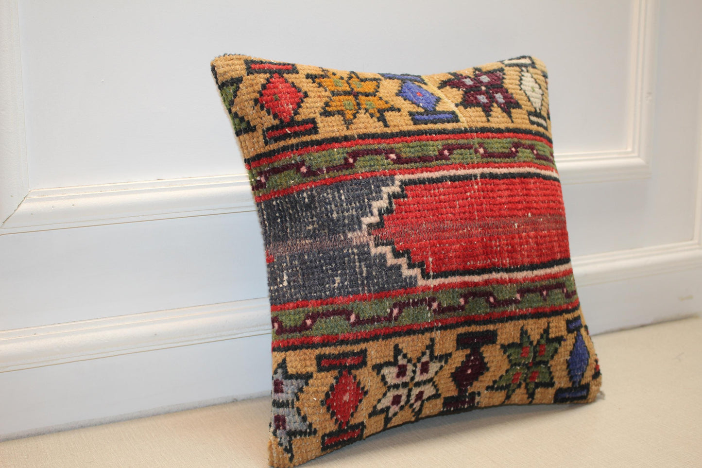 Vintage Turkish Kilim Pillow Cover | Handmade Rug Cushion with Geometric and Star Motifs