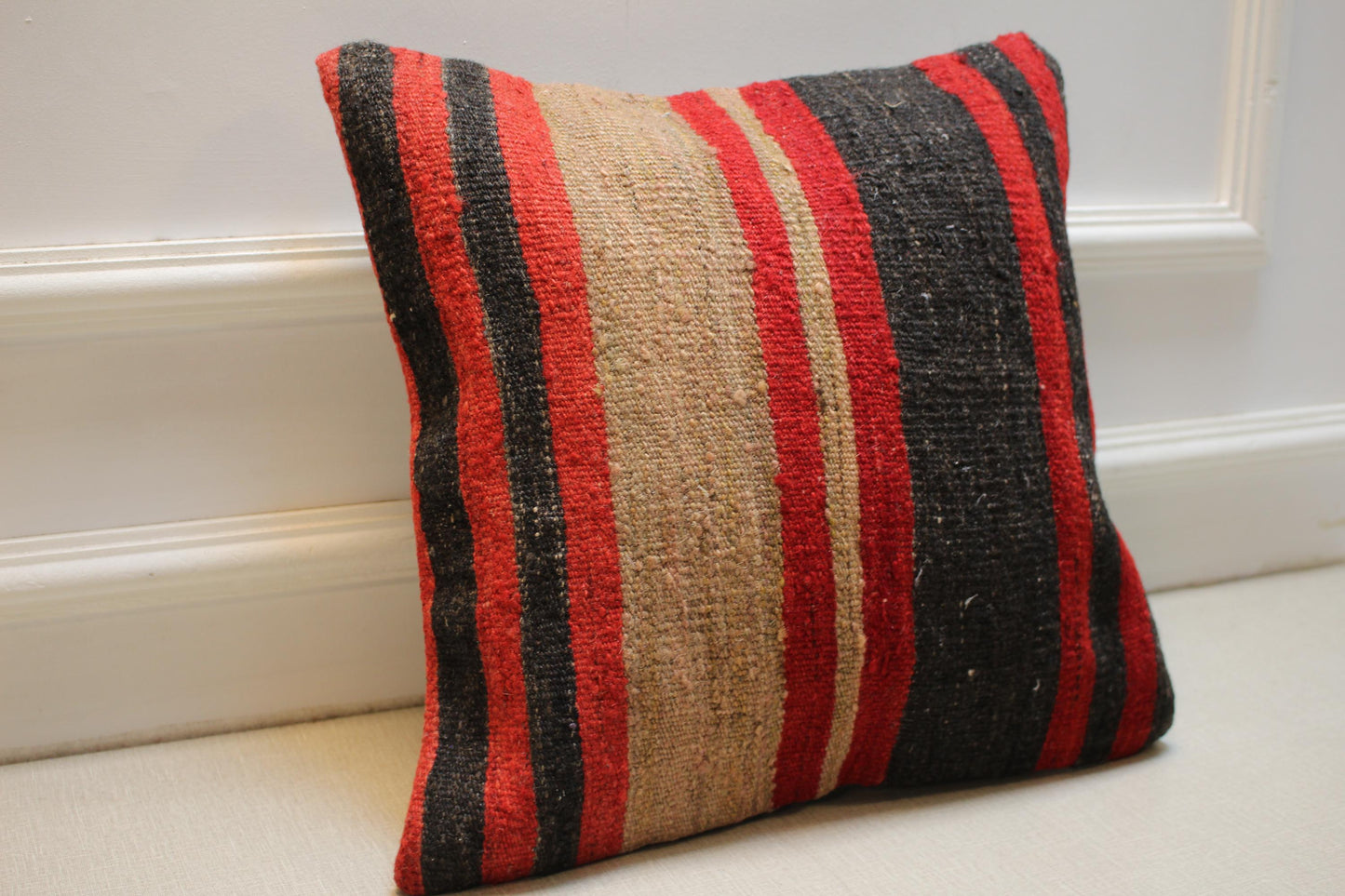 Handmade Turkish Kilim Pillow Cover: Boho Woven Cushion (16x16 in)