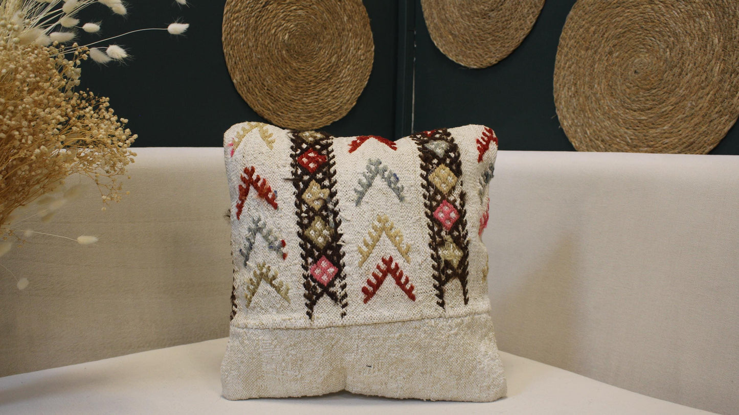 Vintage Turkish Kilim Pillow Cover Cream Anatolian Cushion Handwoven Boho Tribal