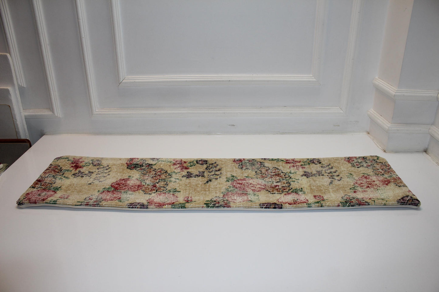Floral Vintage Kilim Lumbar Pillow Cover: Pastel Rose Design
