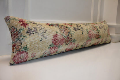 Floral Vintage Kilim Lumbar Pillow Cover: Pastel Rose Design