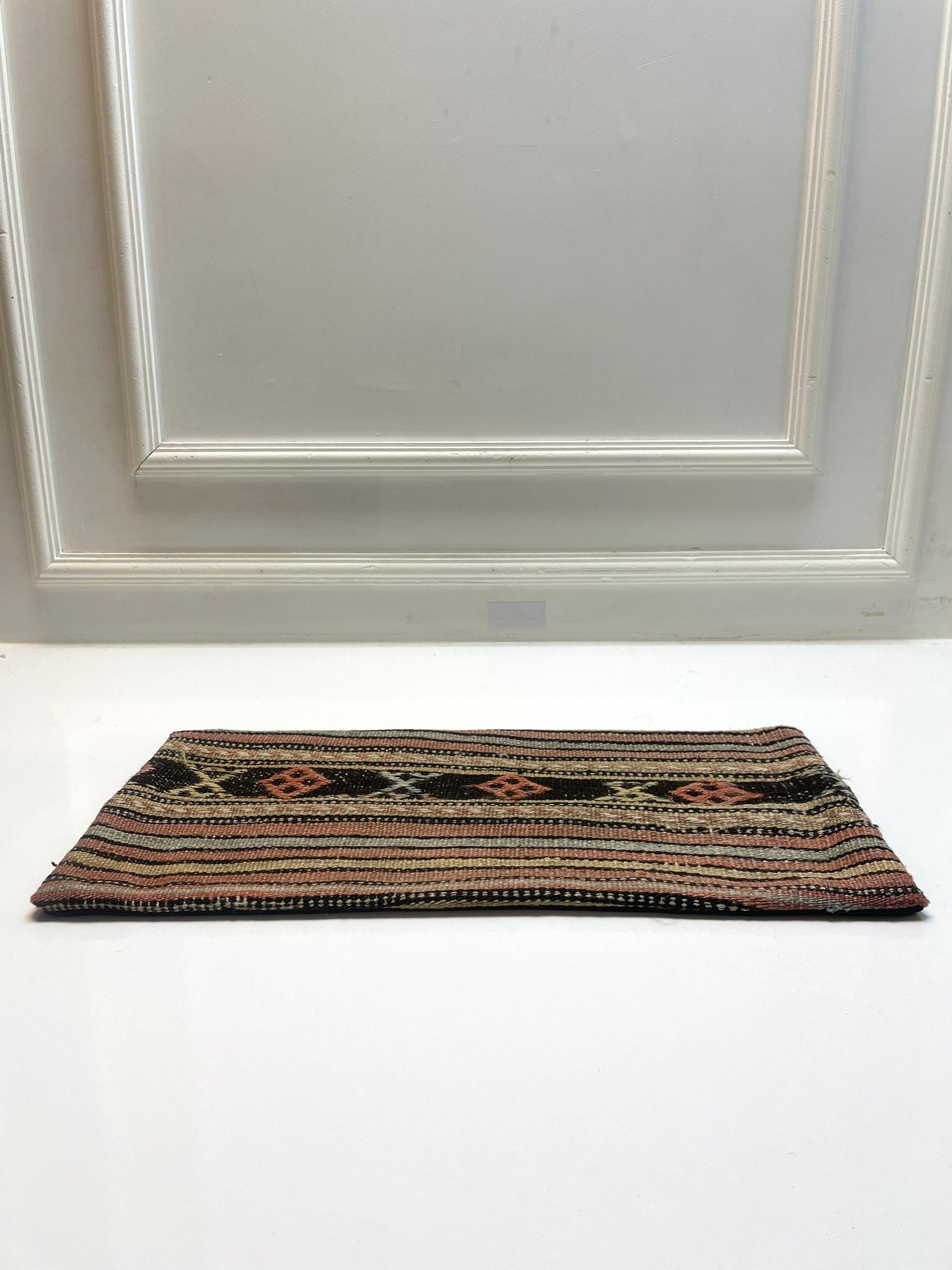 Vintage Turkish Kilim Lumbar Pillow – Tribal Wool Rug Cushion, Boho Rustic (12x24 inch)