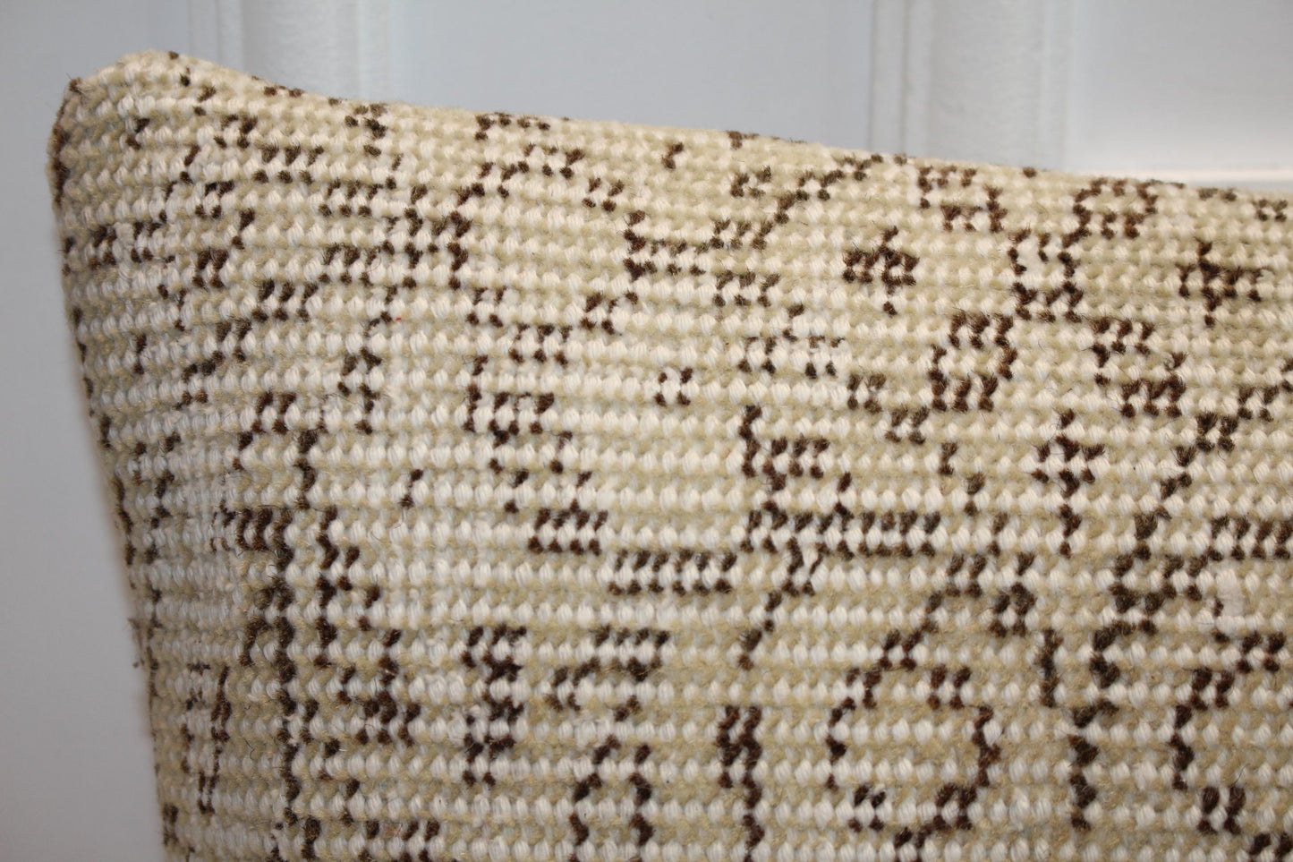 Rug Lumbar Pillow Cover – Beige & Brown Distressed Kilim Pattern Long Cushion, Neutral Boho Home Decor