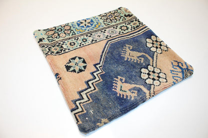 Heritage Kilim Pillow – Graphic Tribal Accent 16x16 inch