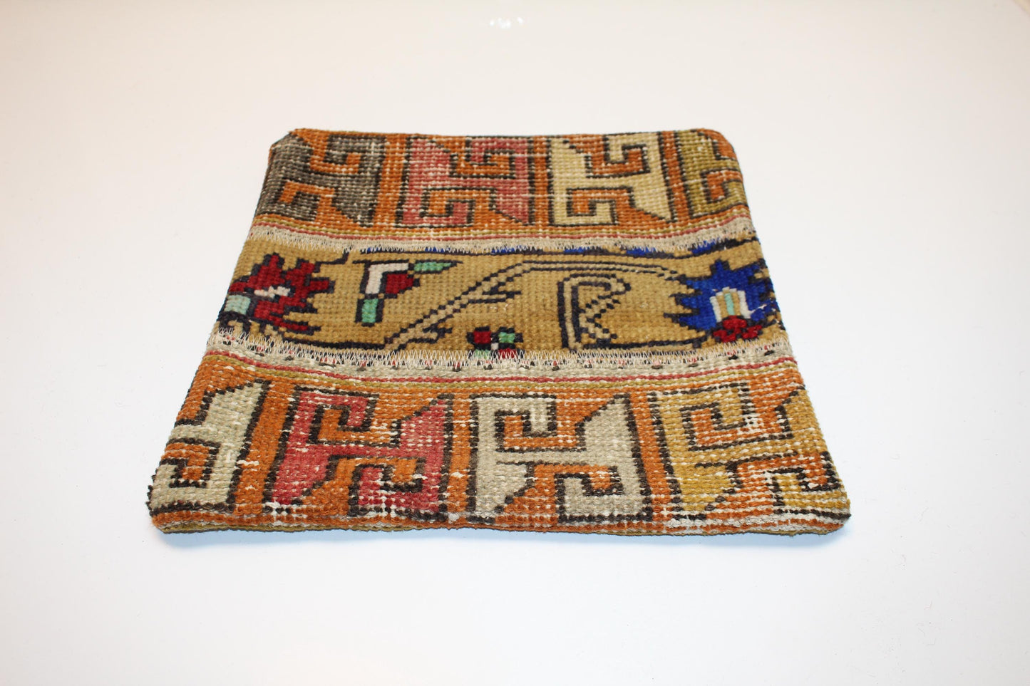 Graphic Motif Kilim Pillow – Earthy Tribal Lines 16x16 inch