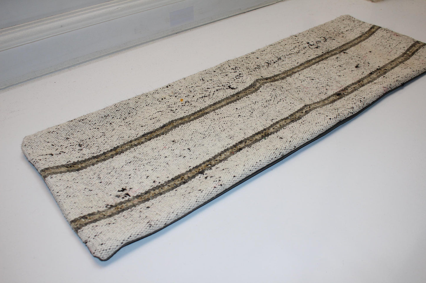 Vintage Turkish Lumbar Pillow – Cream Stripe Kilim Cushion (12x36 in)