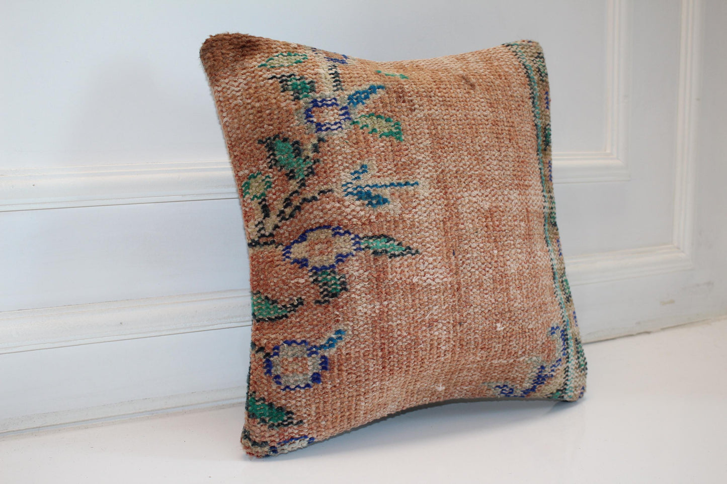 Subtle Floral Kilim Cushion, Soft Earth Tone Boho Decor, Handmade Anatolian Rug Pillow(16x16 in)