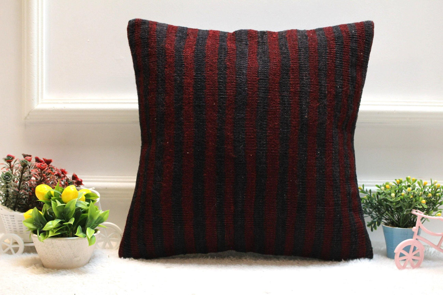 Black and Red Turkish Kilim Pillow Cover: Handmade Wool (16x16 inc)