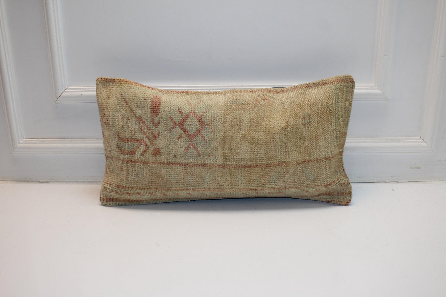 Soft Washed Anatolian Rug Cushion, Minimal Earth Tone Bench Pillow (12x24 in)
