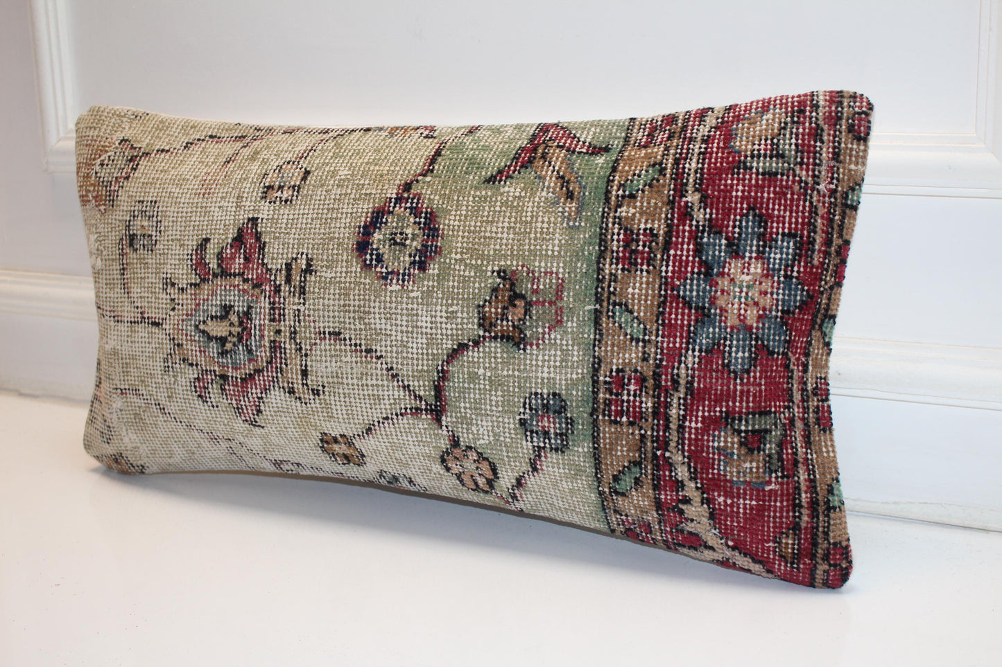 Faded Medallion Floral Rug Cushion in Soft Pastel Tones for Bench Decor(12x24 in)