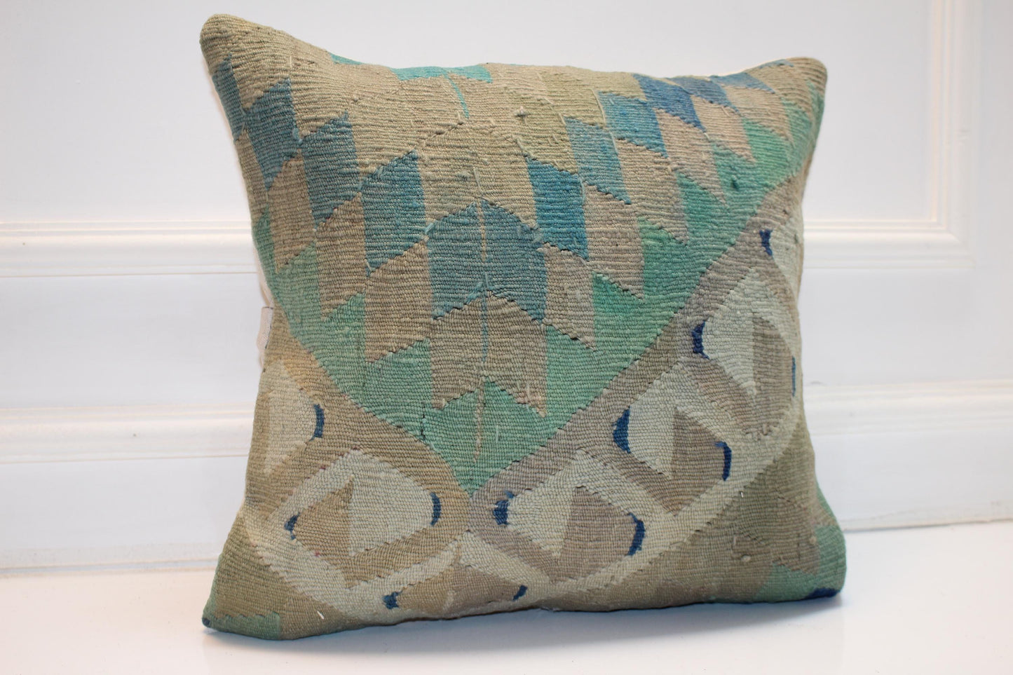 Green & Beige Turkish Rug Cushion, Geometric Anatolian Pattern, Boho Sofa, Bench Decor 20x20 inch