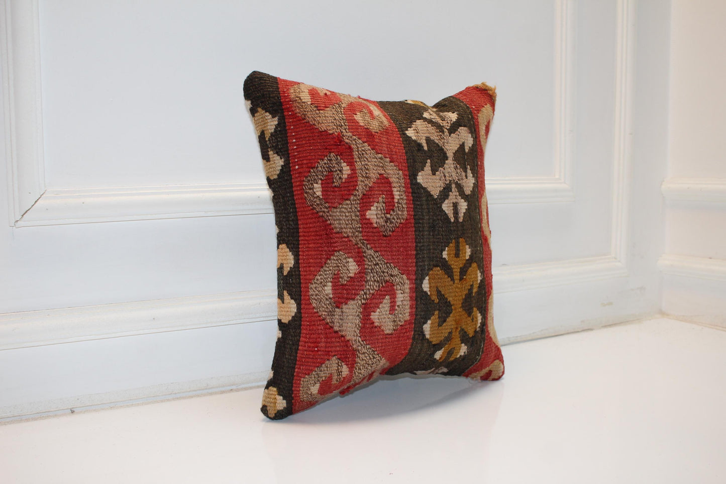 Red Black Patterned Rug Cushion, Ethnic Tribal Motif Decor, Handmade Square Accent Pillow(16x16 in)
