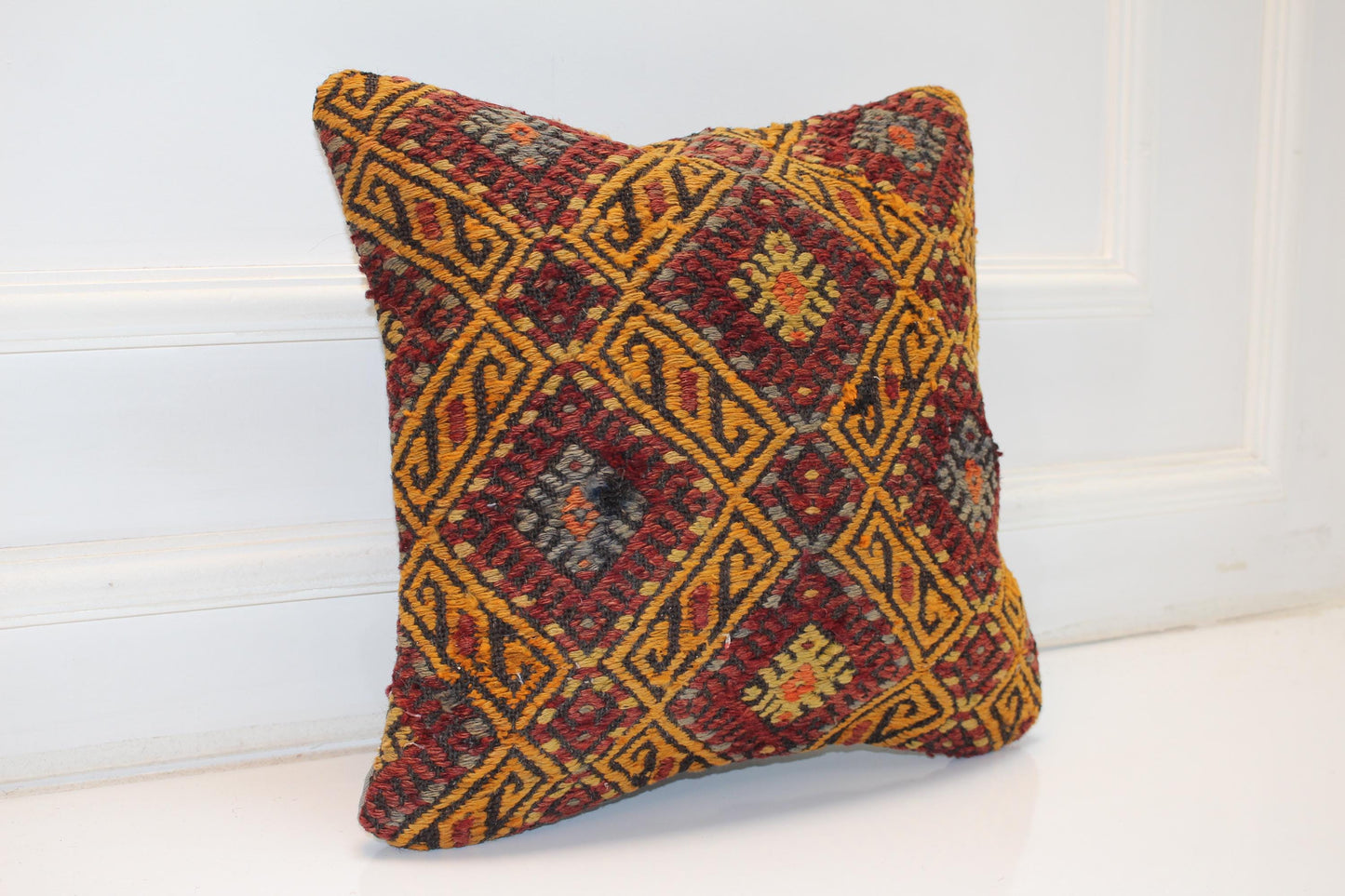 Geometric Diamond Rug Cushion, Warm Tribal Pattern Decor, Handmade Square Accent Pillow(16x16 in)