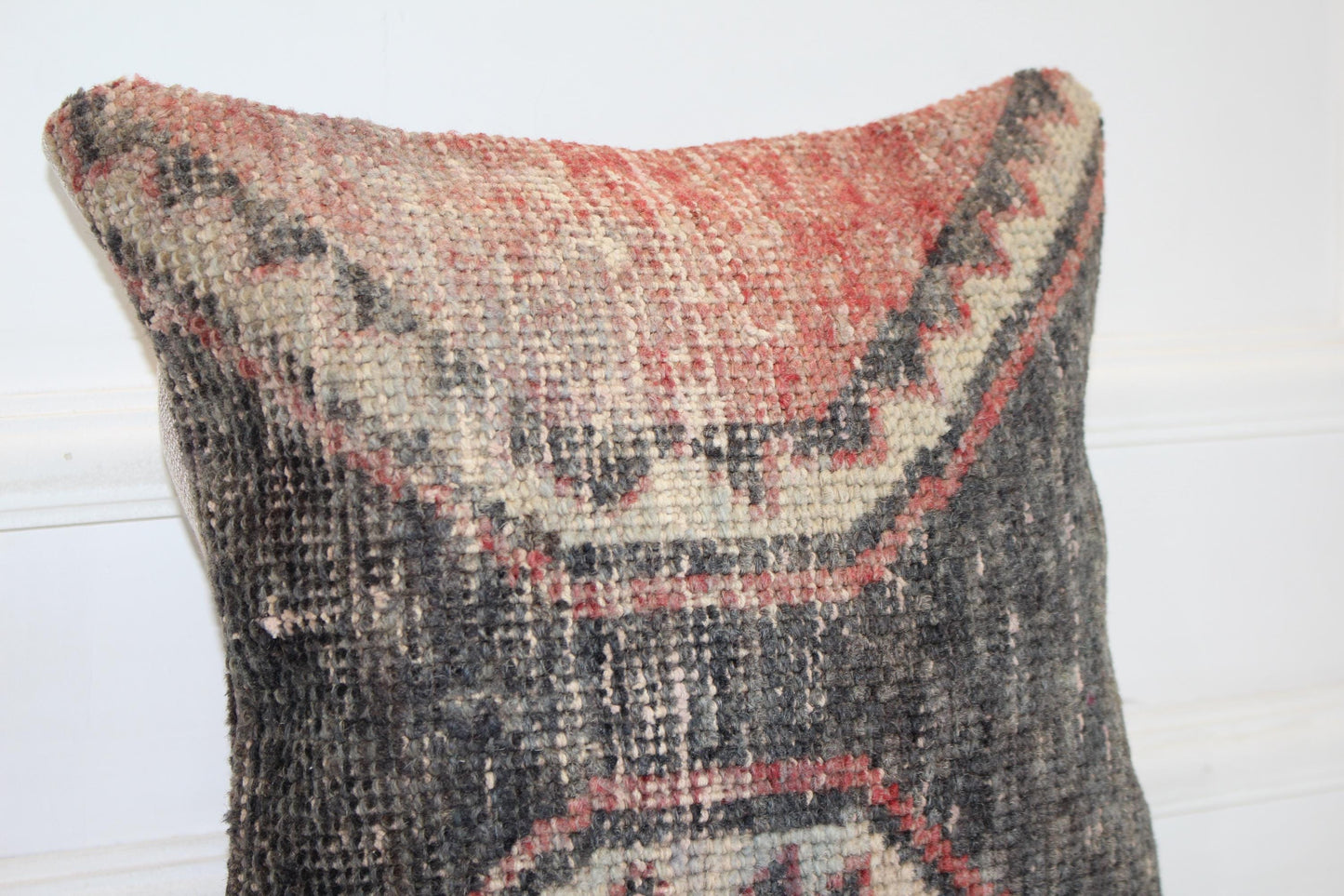 Tribal Geometric Kilim Cushion, Bold Boho Decor, Handmade Anatolian Rug Pillow(16x16 in)