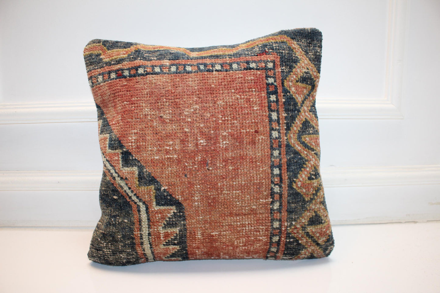 Terracotta Border Rug Cushion, Handwoven Anatolian Pillow, Classic Boho Ethnic Decorr(16x16 in)