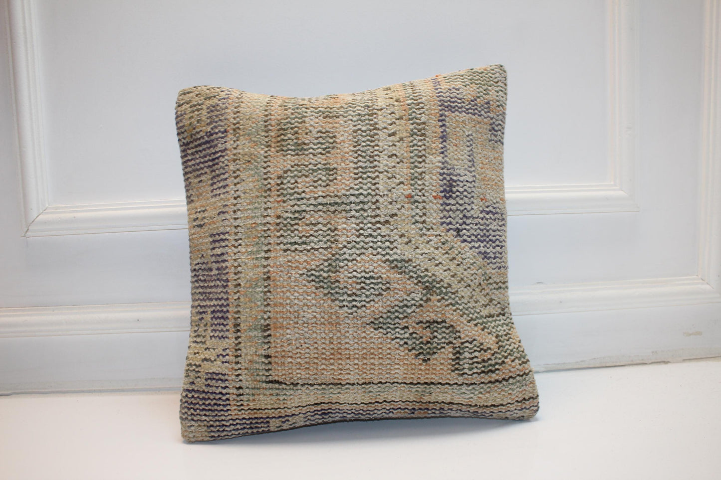 Vintage Turkish Kilim Pillow Cover, Boho Throw Cushion (16x16 in)