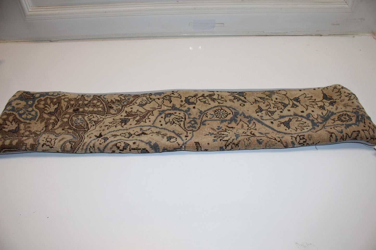 Beige Blue Floral Rug Cushion, Elegant Antique Style Long Sofa Pillow