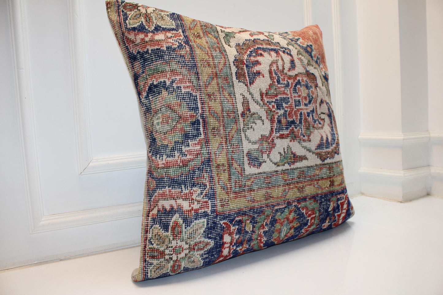 Classic Pattern Boho Cushion | Decorative Pillow for Summer & Winter Garden 27x27 ınch