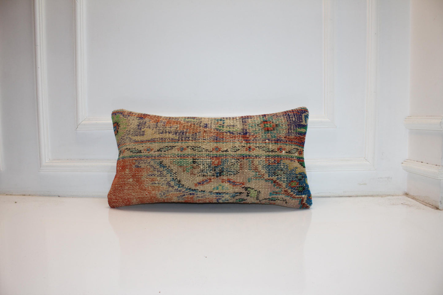 Vintage Turkish Rug Bench Lumbar 12x24 – Textured Anatolian Weave Cushion