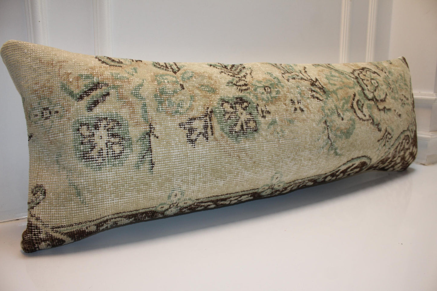 Vintage Turkish Kilim Bench Pillow Cover, Floral Lumbar Accent Cushion (16X48)